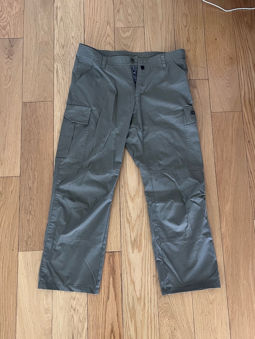 Cargo Pants in Olive Green